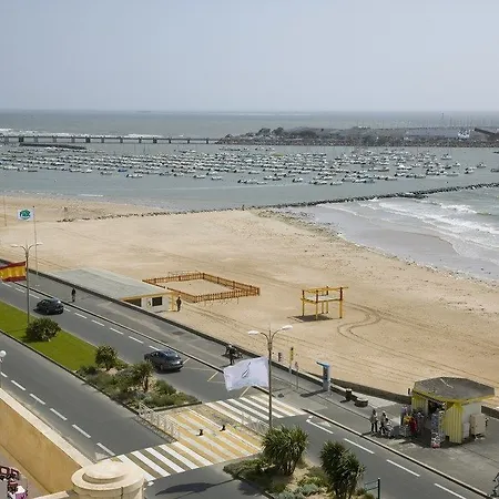 Pierre & Vacances Les Oceanes Aparthotel