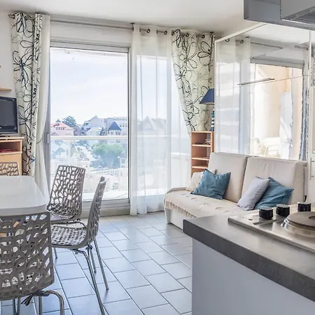 Pierre&vacances Résidence Les Océanes *