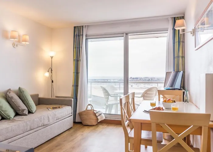 Pierre & Vacances Les Oceanes بورنيشّيه